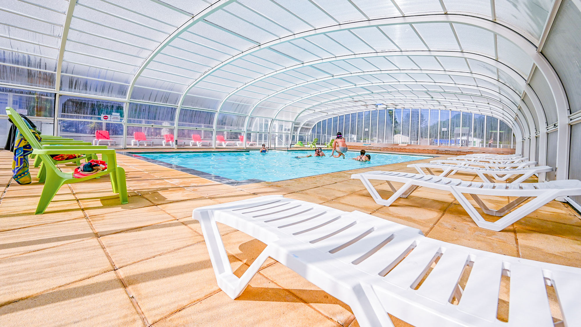 Camping flower La Blanche Hermine alavec piscine chauffée