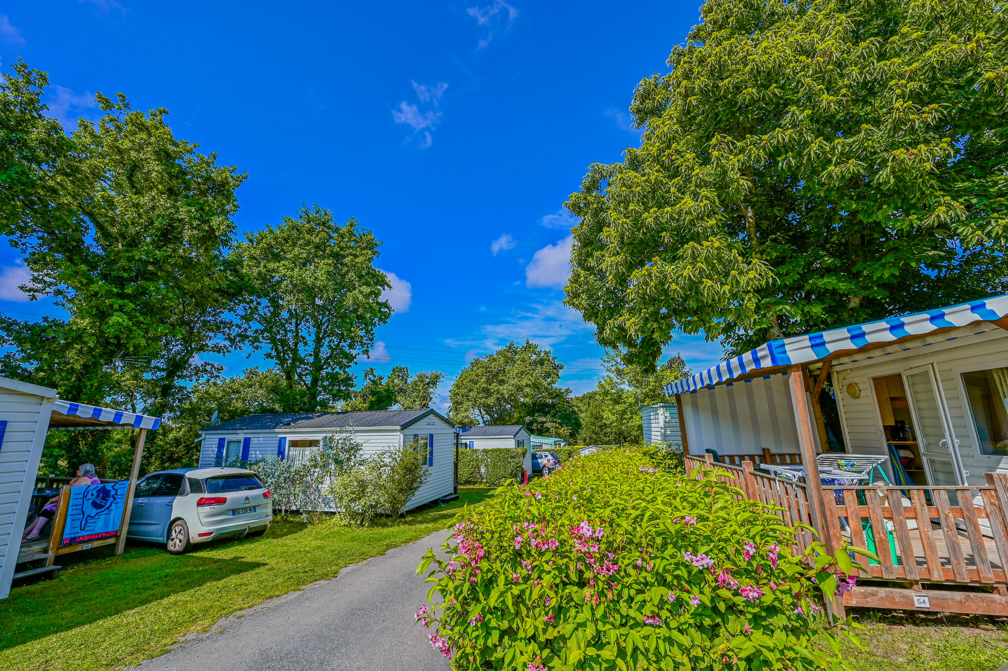 camping familles la blanche hermine